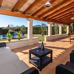 Charming 3 Bedroomn Villa With Pool In Pollensa By Renthousing