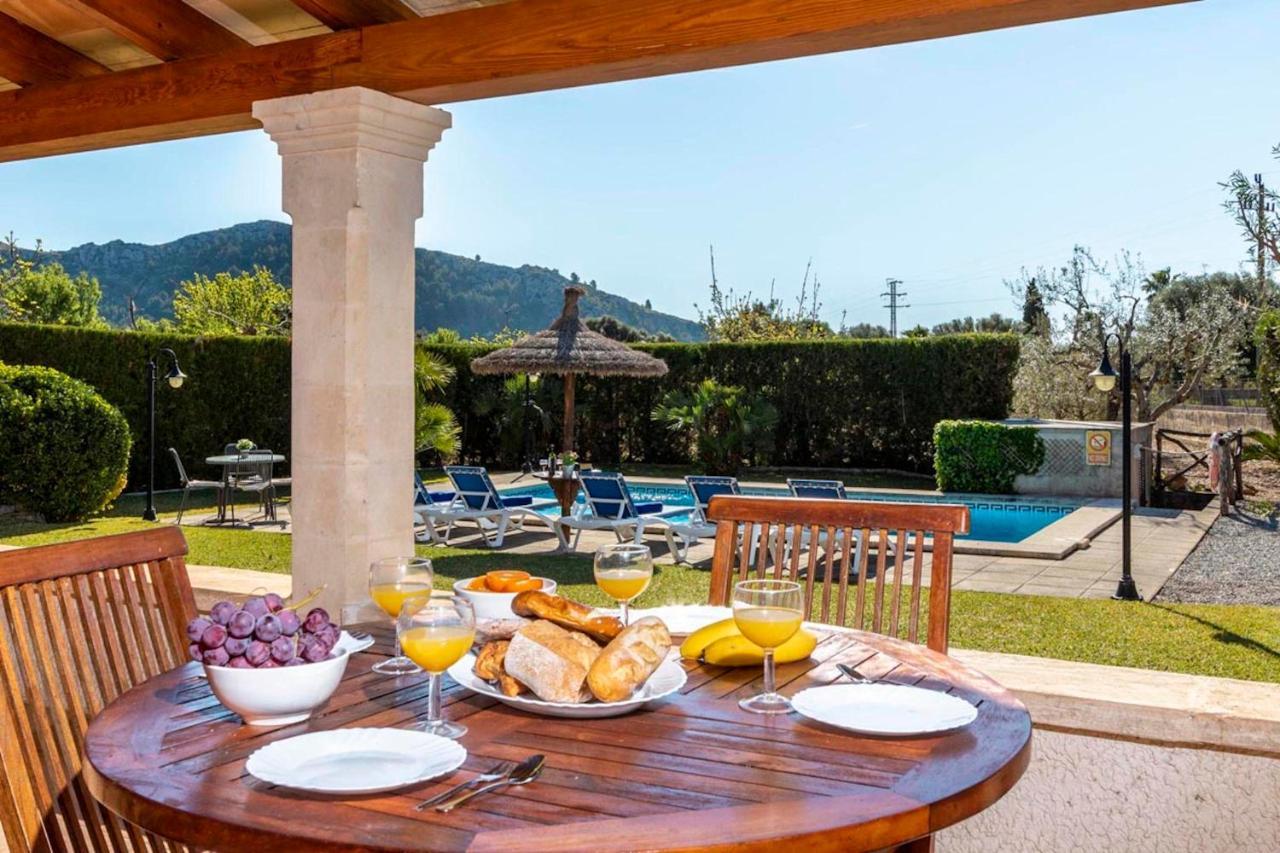 Charming 3 Bedroomn With Pool In By Renthousing Ferienhaus