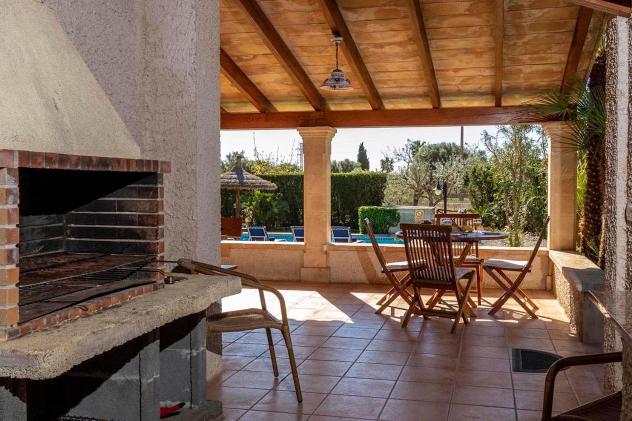 Ferienhaus Charming 3 Bedroomn With Pool In By Renthousing *