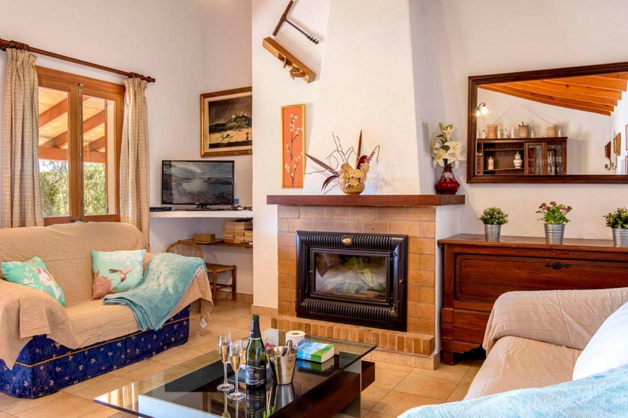 Charming 3 Bedroomn With Pool In By Renthousing *