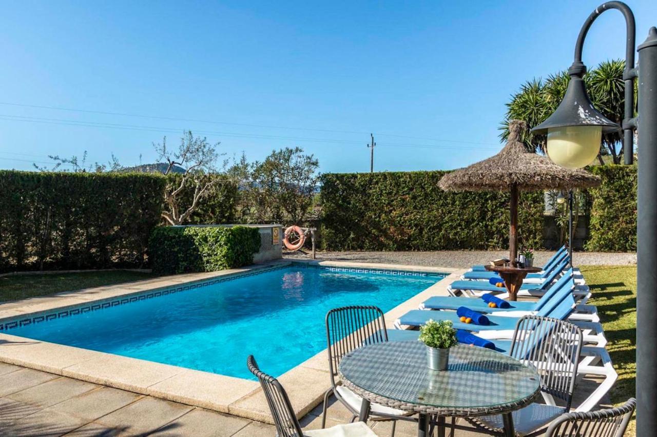 Ferienhaus Charming 3 Bedroomn With Pool In By Renthousing Pollença