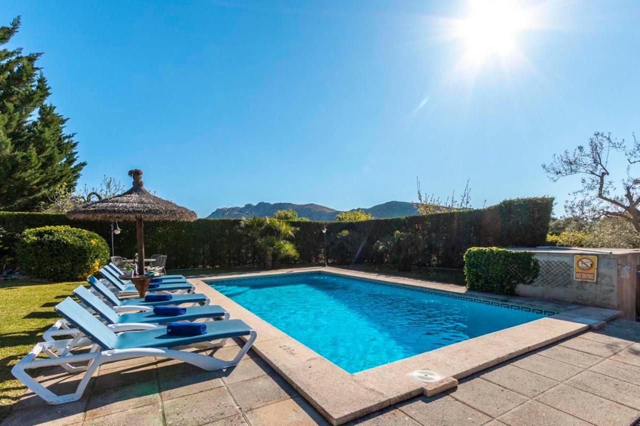 Charming 3 Bedroomn With Pool In By Renthousing Ferienhaus